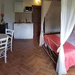 Farmház Marzolara. *
