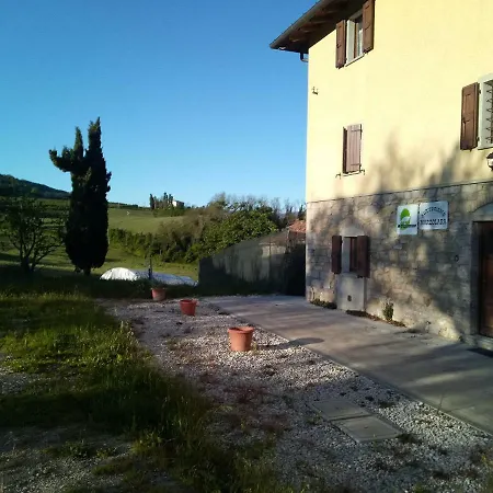 Marzolara. Farma *