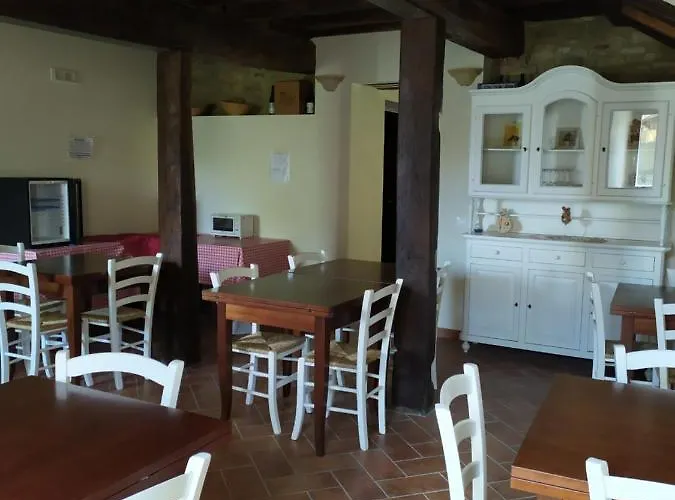 Alloggio per agriturismo Marzolara. *