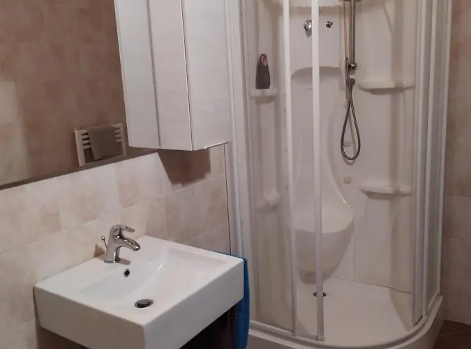 Marzolara. * Monzuno